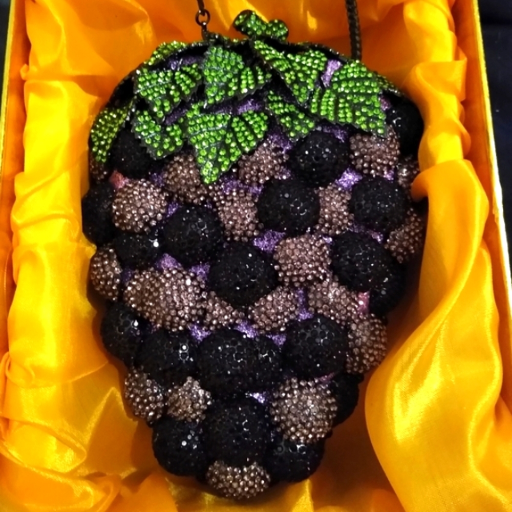 Purple Swarovski Crystals 3D Grape 🍇 Clutch Purse